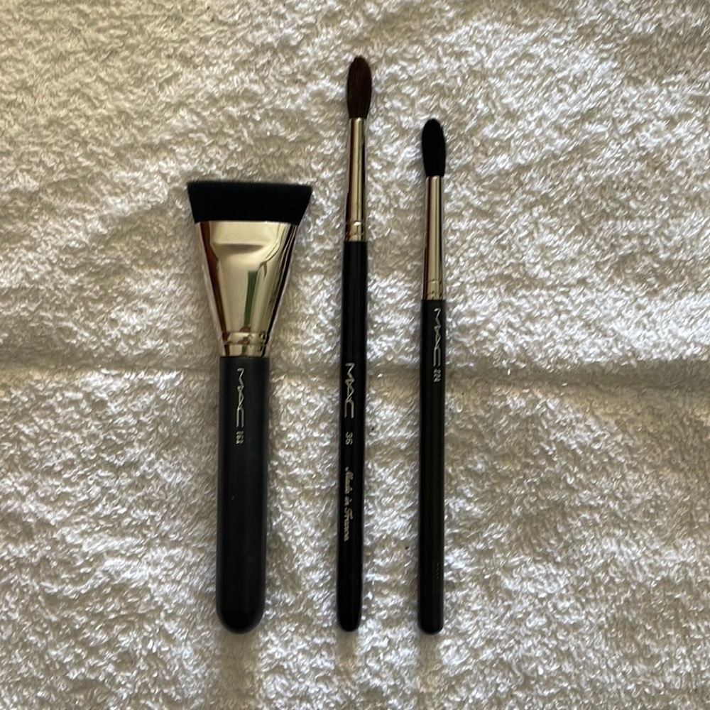 MAC makeup brushes